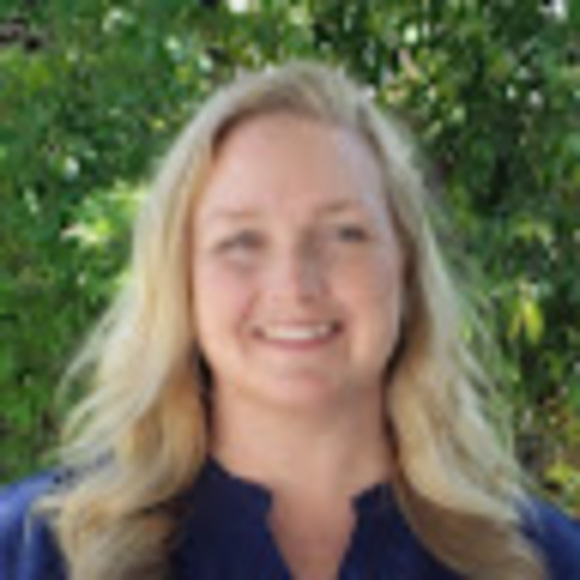 Meet your Posher, Jennifer - Picture 1 of 1